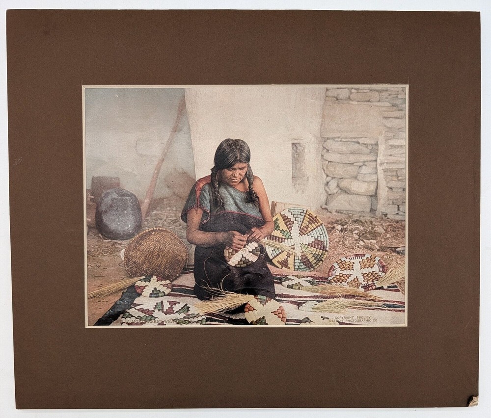 Photograph, Photochrome / Moki Basket Weaver Hopi 1902