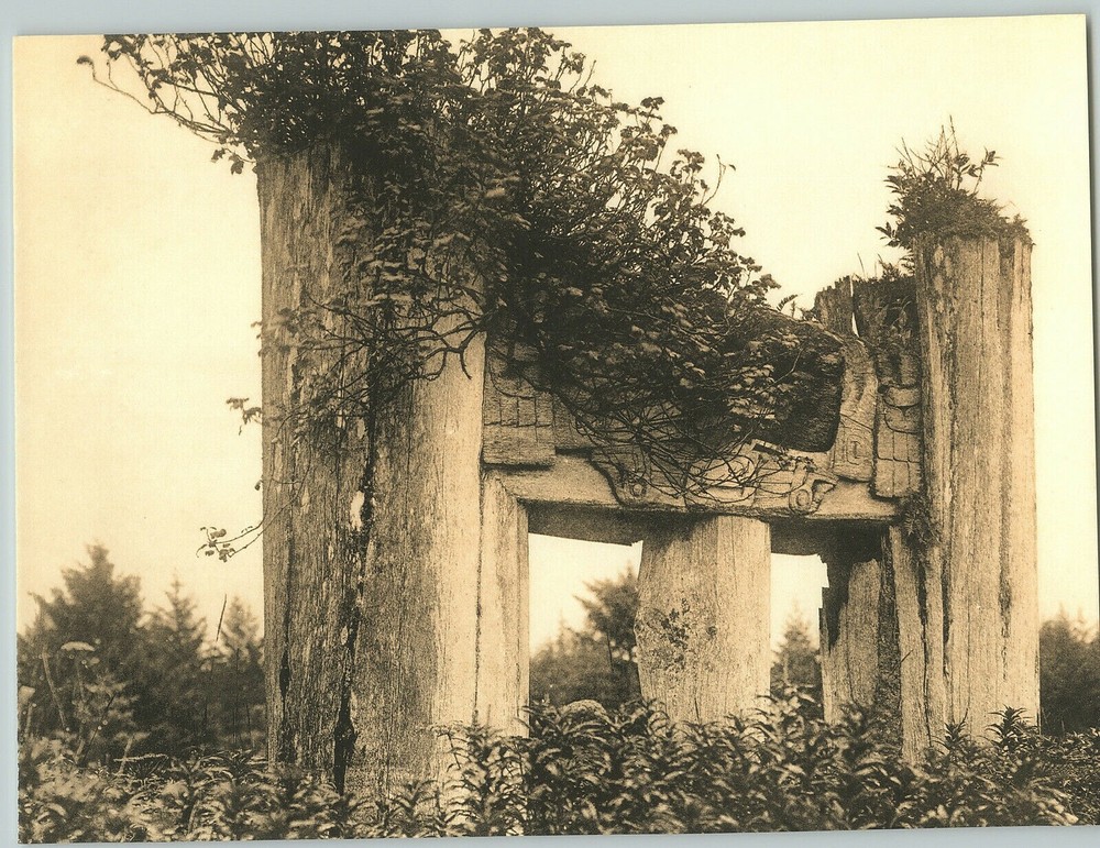 c 1900 1972 Edward Curtis American Indian Haida Chief’s Tomb Yan Art Photo 16X20