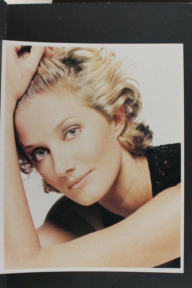 Joely Richardson Head Shot – 8×10″ Photo Print – Pre-2012 L1140L