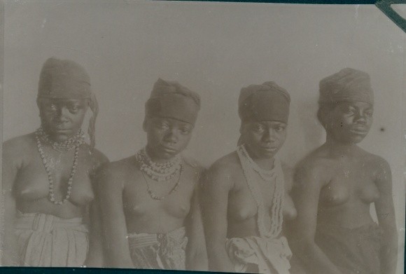 Photo Namibia, DSWA, busty African women, group picture – 10390553