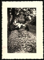 Photograph Jewish Tomb of Max Seligmann 1878-1962, Headstone with Star of David
