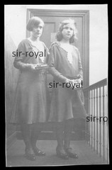 Hamburg Eilbek around 1930 – two girls for confirmation – photo 5x8cm