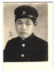28 photographs Japan/Nippon, uniform portrait’s young men, photographs te