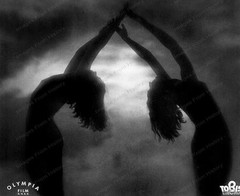 8×10 Print Berlin Olympics 1936 Women Back Bend by Leni Riefenstahl #BO39