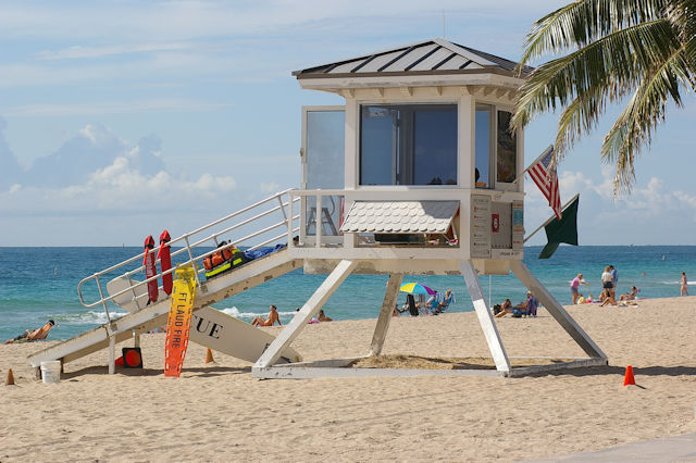 8 1/2 x 11″ HQ PRINT PHOTO of FORT LAUDERDALE FLORIDA BEACH LIFEGUARD TOWER