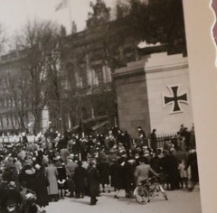 Old Photo-Neue Wache Berlin 1942-Crowd of People, Soldiers, etc.