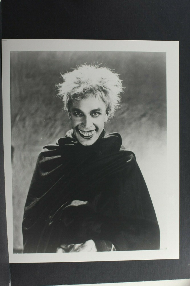 Conrad Veidt as young Joker Man Who Laughs – 8×10″ Photo Print – Pre-2012 L1347G