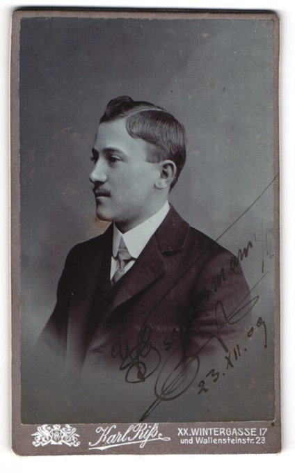 Photograph Karl Riß, Vienna, Young Man Mr. Schossmann in Suit with Great, 1909