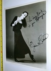 THE JOFFREY BALLET SIGNED 8×10 PRESS PHOTO JODIE GATES NYC DANCE NY NEW YORK VTG