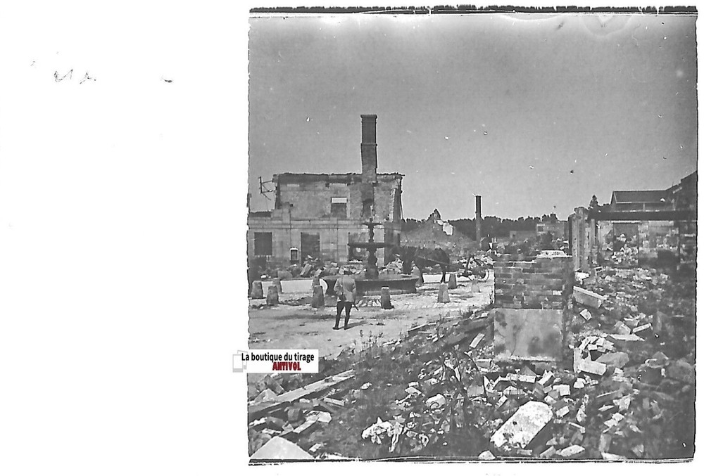 War, Sermaize, Glass photo stereo plate, positive black & white 4.5×10.7 cm
