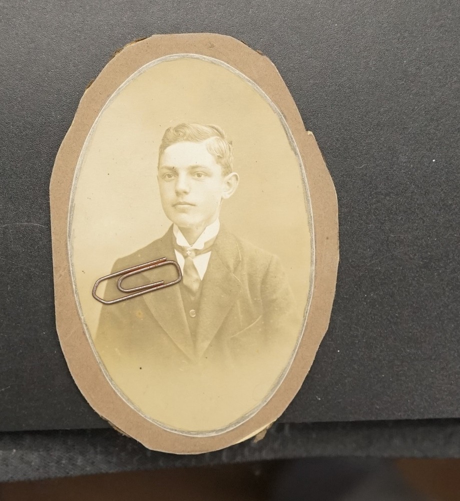S photo CDV KAB portrait young teen Otto suit lad oval picture old model