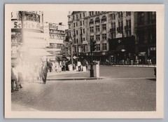 London England – Piccadilly Circus Streetlife – Vintage Photo 1960s