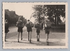 Hamburg 1950 – Boy Scouts on Walk – Boys Leisure – Old Photo