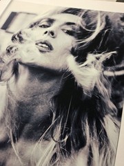 Photo INK – Giclee Print A4 – Fashion Portrait, Woman – Photography Chromatic