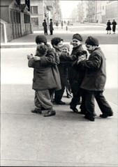1940 1980s Original Helen Levitt New York City Street Winter Kids Art Photo