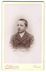 Photograph P. Schneider, Essen, Kettwigerstraße 38, portrait of a boy