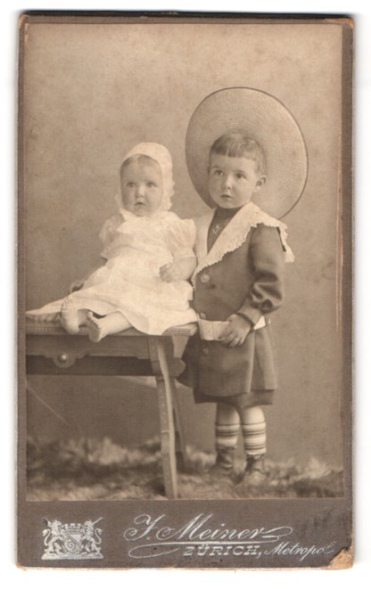 Photograph J. Meiner, Zurich, portrait small children in dresses with summer hat