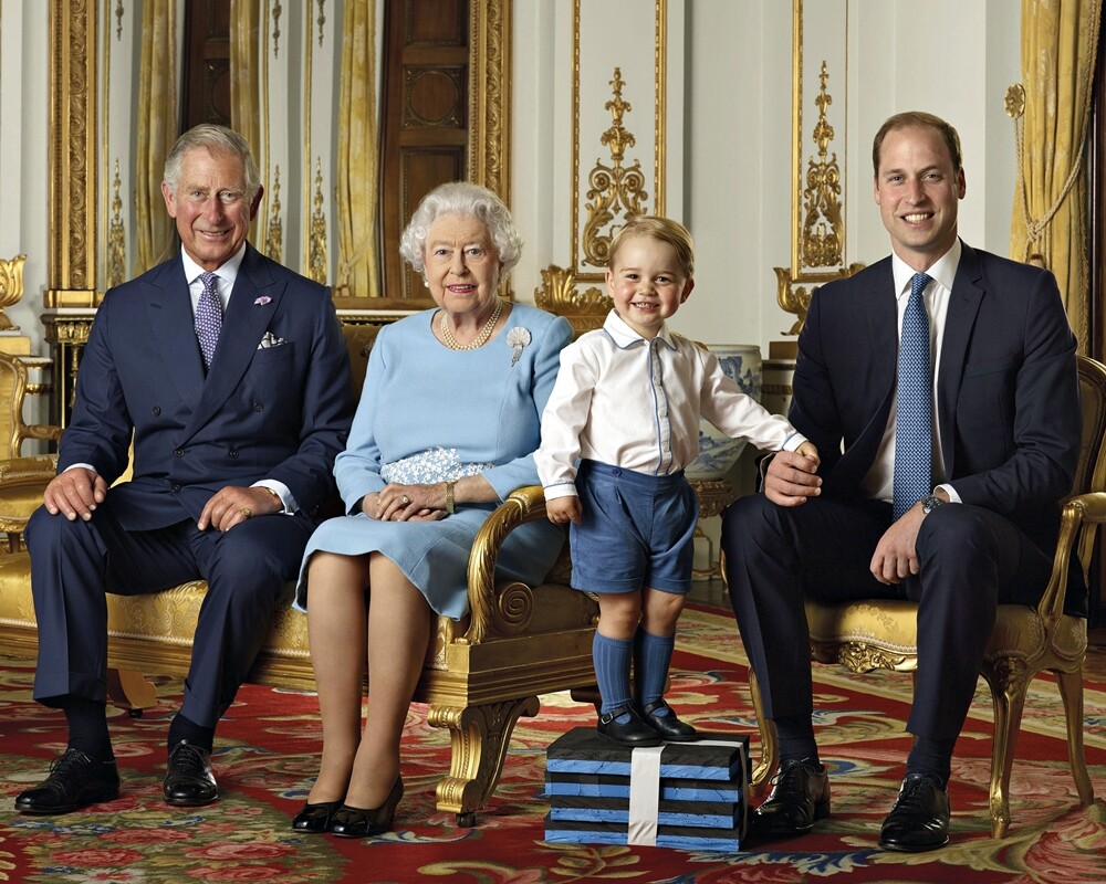 New Photo: Four British Monarchs: Queen Elizabeth II and Royal Heirs – 6 Sizes!