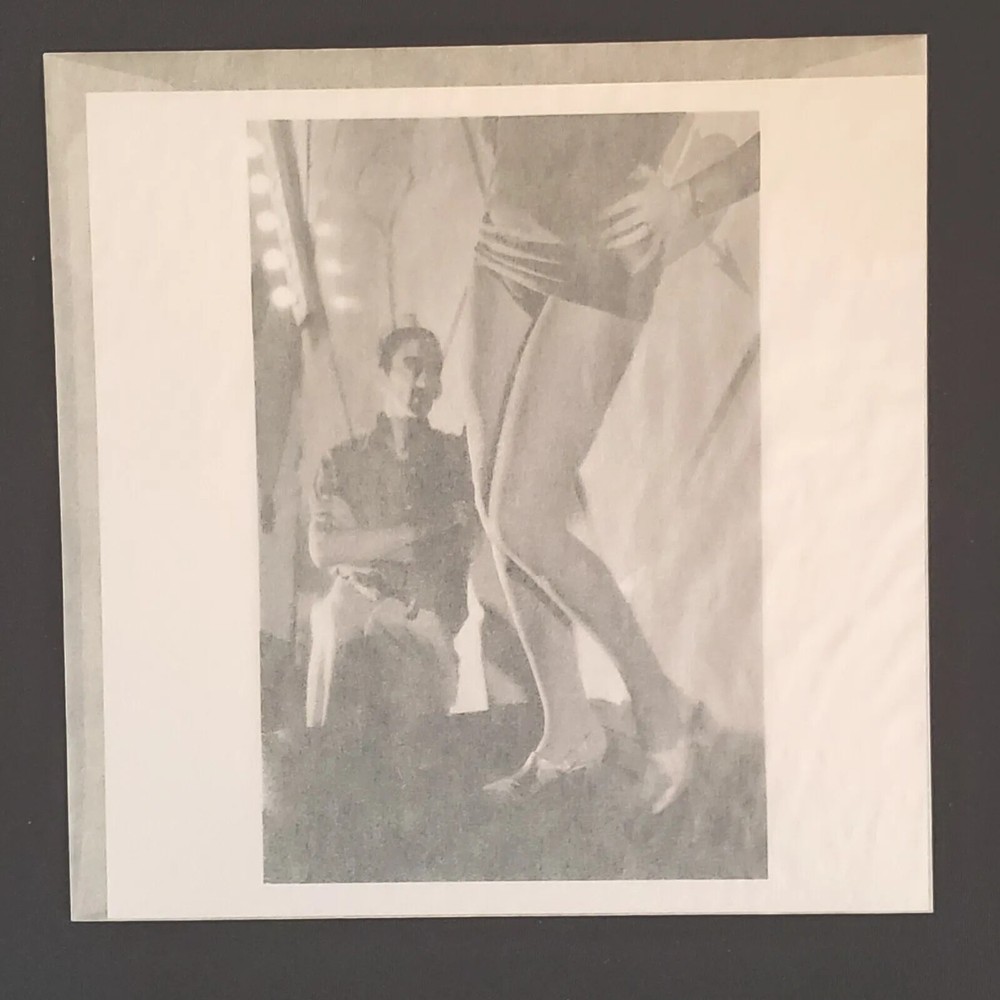 Susan Meiselas Magnum Square Print 6″x6″ «GAWKER…» New in Sealed Unopened Bag