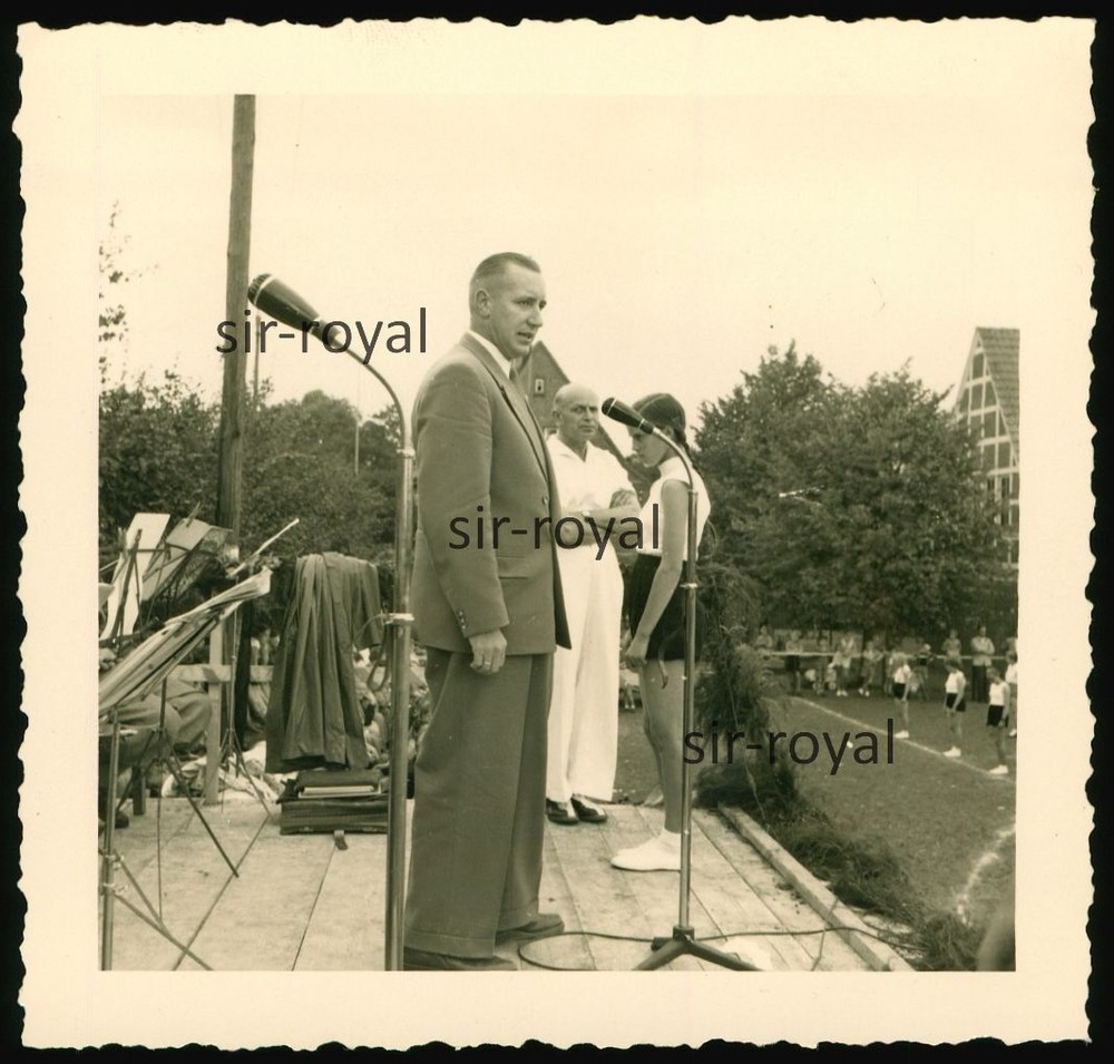 Sports Festival of the Country School Youth in Hamburg 1956 – Photo 9x9cm