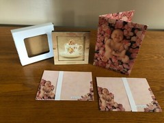 ANNE GEDDES BABY IN A TEACUP PICTURE FRAME 5×5″ & CHEESECAKE STATIONERY ~ 1995 ~
