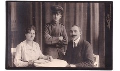KAB photo around 1900, couple with son-soldier, Ober-Schöneweide-Berlin