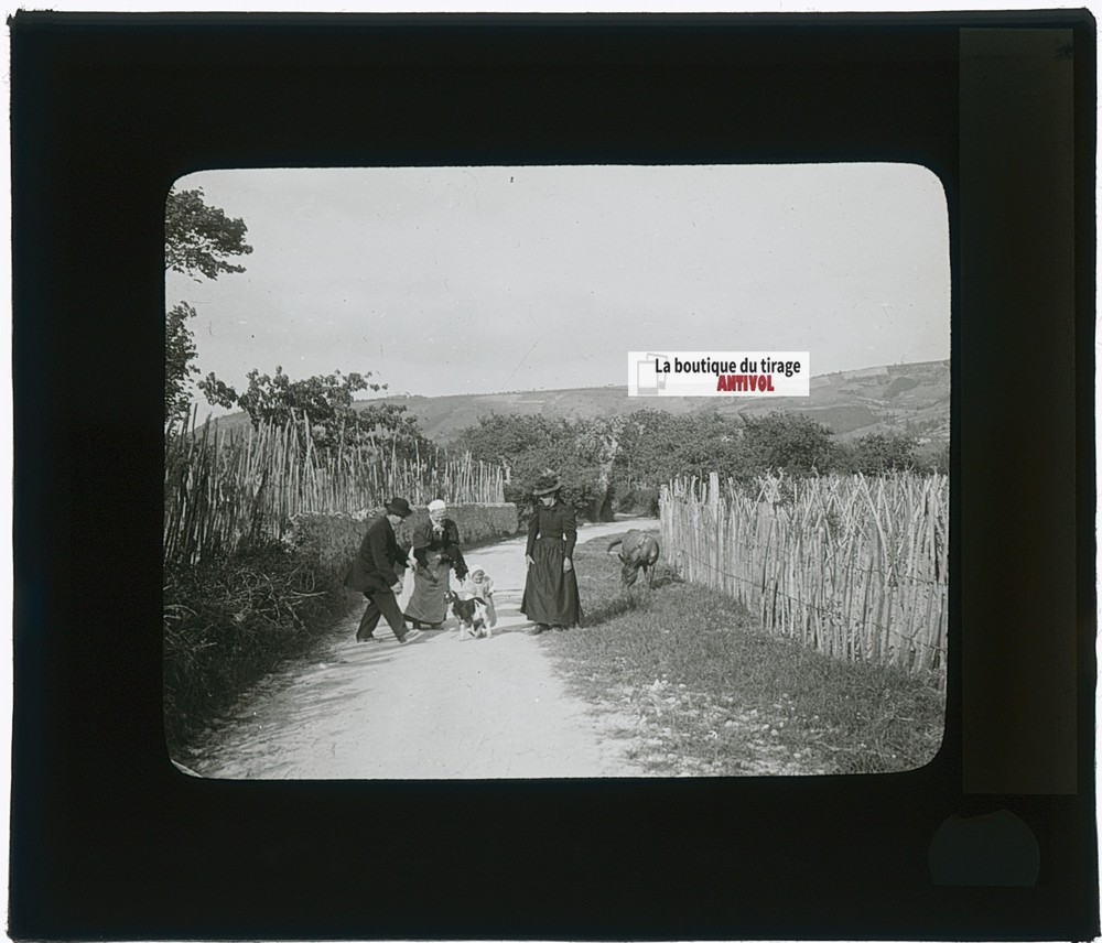Walk, Characters, Photo Glass Plaque, Black & White, Positive 8.5×10 Cm
