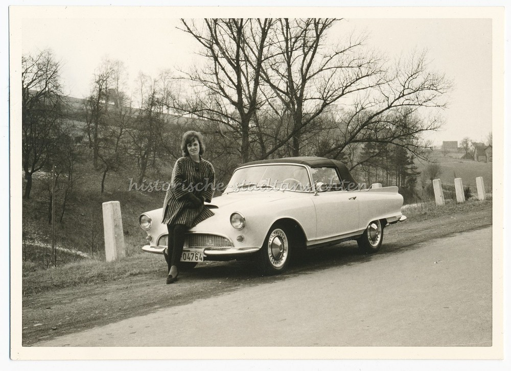 Auto Union 1000 SP DKW – Woman Street – Old Photo 1960s