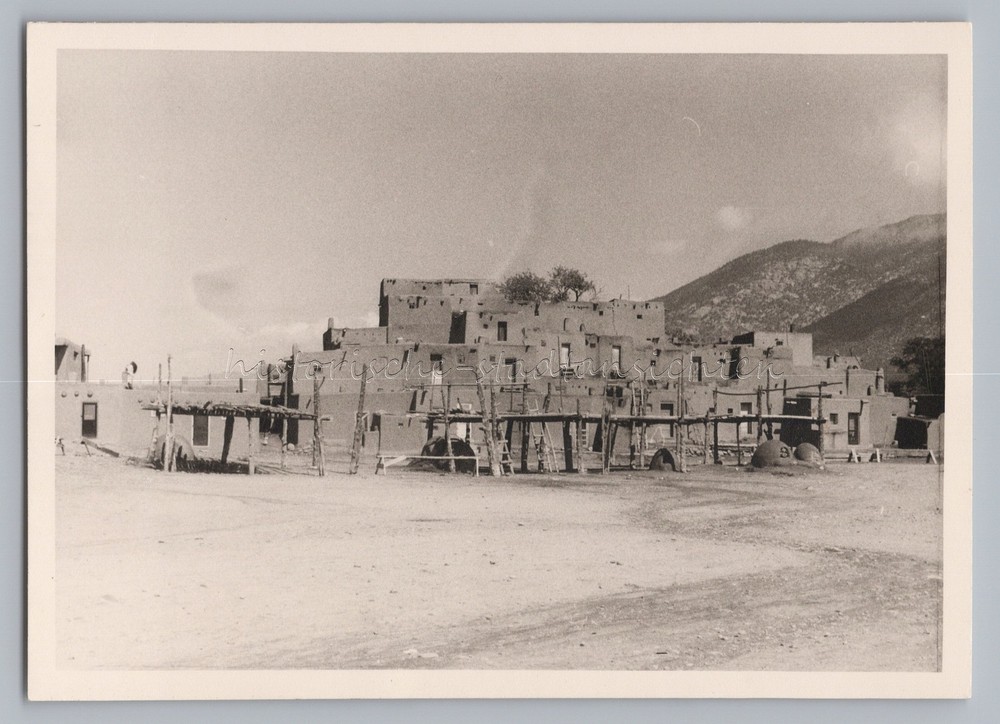 Taos Pueblo New Mexico USA 1964 – World Heritage Settlement – Vintage Photo 1960s