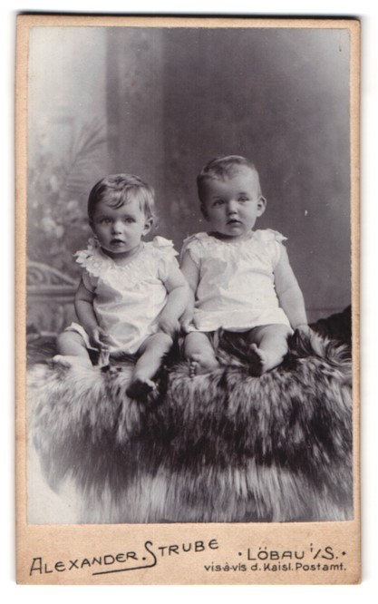 Photograph Alex. Strube, Löbau i/S., portrait of two cute toddlers in white