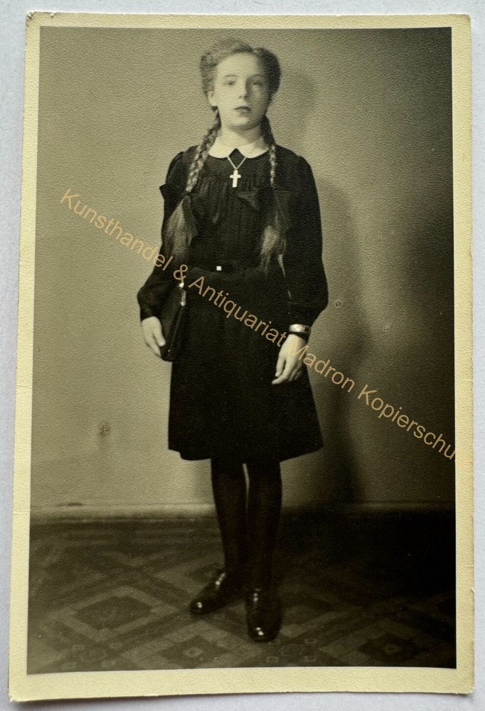 orig. Photo postcard photograph child children around 1930 girls communion