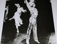 JOFFREY BALLET SIGNED 8×10 PRESS PHOTO CARL CORRY DANCE BALLERINA VTG 80S
