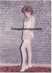 Z6873 Photo 1970s Artistic Nude Pretty Woman
