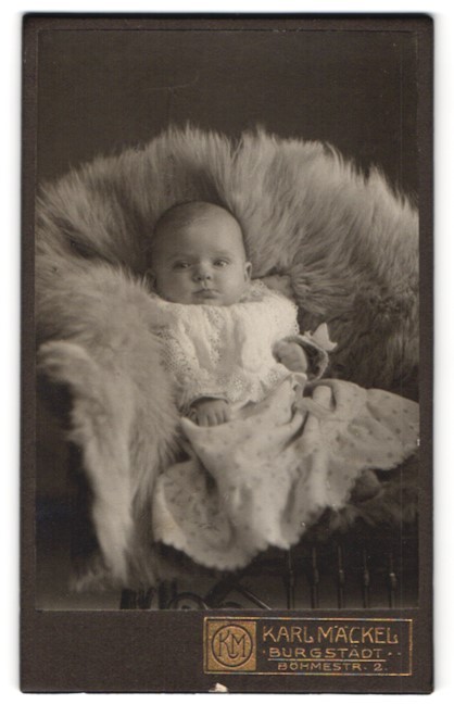 Photograph Karl Mäckel, Burgstädt, Böhmestraße 2, portrait of a toddler in F