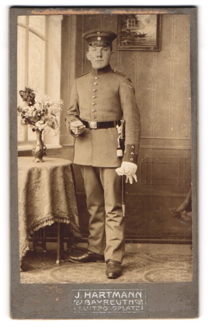 Photograph J. Hartmann, Bayreuth, Luitpoldplatz, young soldier with bayonet and