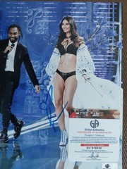 LILY ALDRIDGE V.S. Model Hand Signed 8 X 10 Autograph GA COA