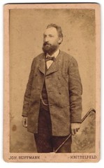 Photograph Joh. Hoffmann, Knittelfeld, elegant gentleman in frock coat with full beard