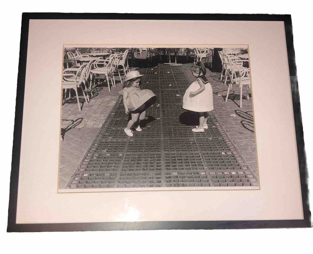 «Barecelonetta» 1988 Print-Nouvelles Images- by Dona Ann McAdams