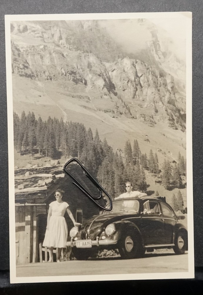 Photo portrait woman man driver VW Beetle Klausenpass Switzerland TT license plate