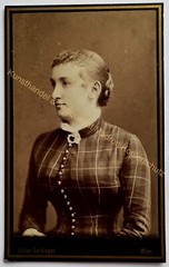 orig. CDV photo photograph old picture woman lady fashion around 1877 Vienna Gertinger