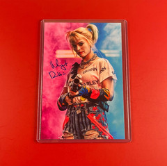 Margot Robbi as Harley Quinn (4×6 inch) Collectible Photo Signed RP Toploader