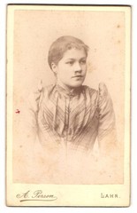 Photograph A. person, Lahr i/B., Luisenstrasse, portrait young lady in fashion