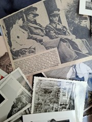 80 ancient B/W photos + 2 newspaper reports + negatives + 2 cards… originals well maintained