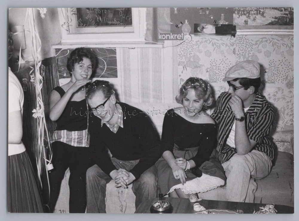 Teenagers in Party Room Partying – Concrete Poster – Vintage Photo 1950s 1960s