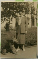 Photo 1956 Woman Terrier Transporter Truck Dog Dog M6