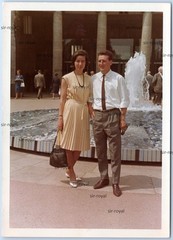 Bad Kissingen 1960s – Pair in Front of Fountain – Photo 9x12cm