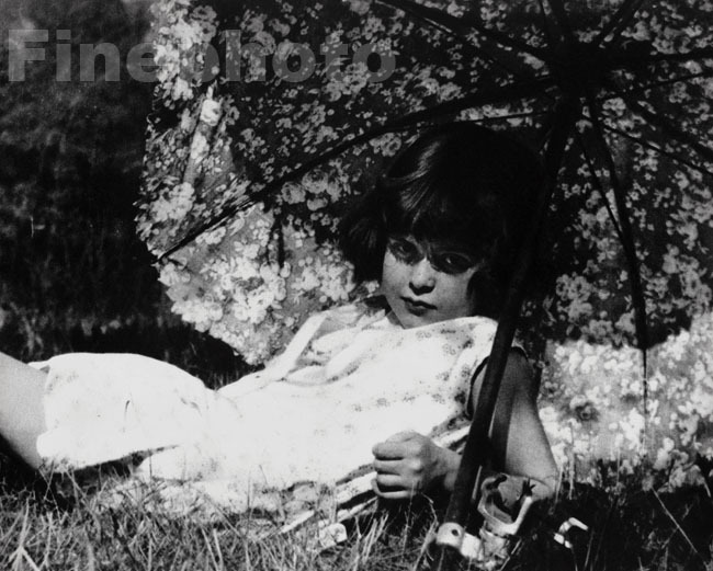 1933 Original LITTLE GIRL & PARASOL Hungary France Photo Art By NORA DUMAS 11×14