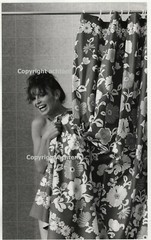 34x21cm Vintage Barite Fashion Photo 1975 Photo Model Silvie Switzerland In Shower