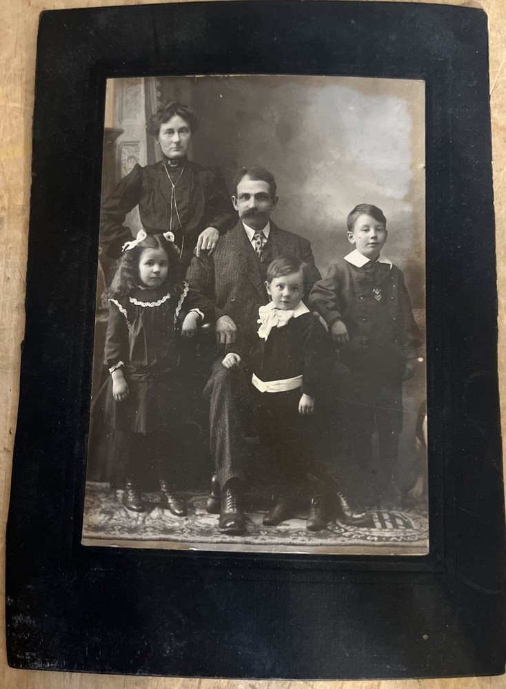 Mounted Antique Black White Family Photograph Photo Victorian Cabinet Card