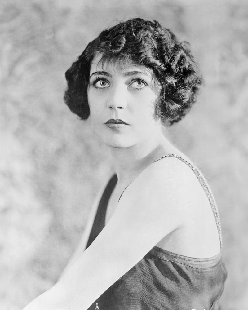 Renée Adorée Portrait 8″x10″ Photograph Print 8x10French Actress